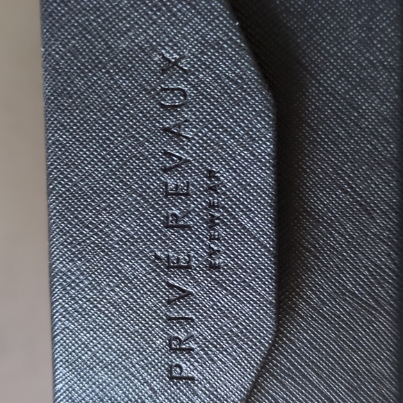 Prive Revaux Sunglasses with Gold Accents - Picture 6 of 6